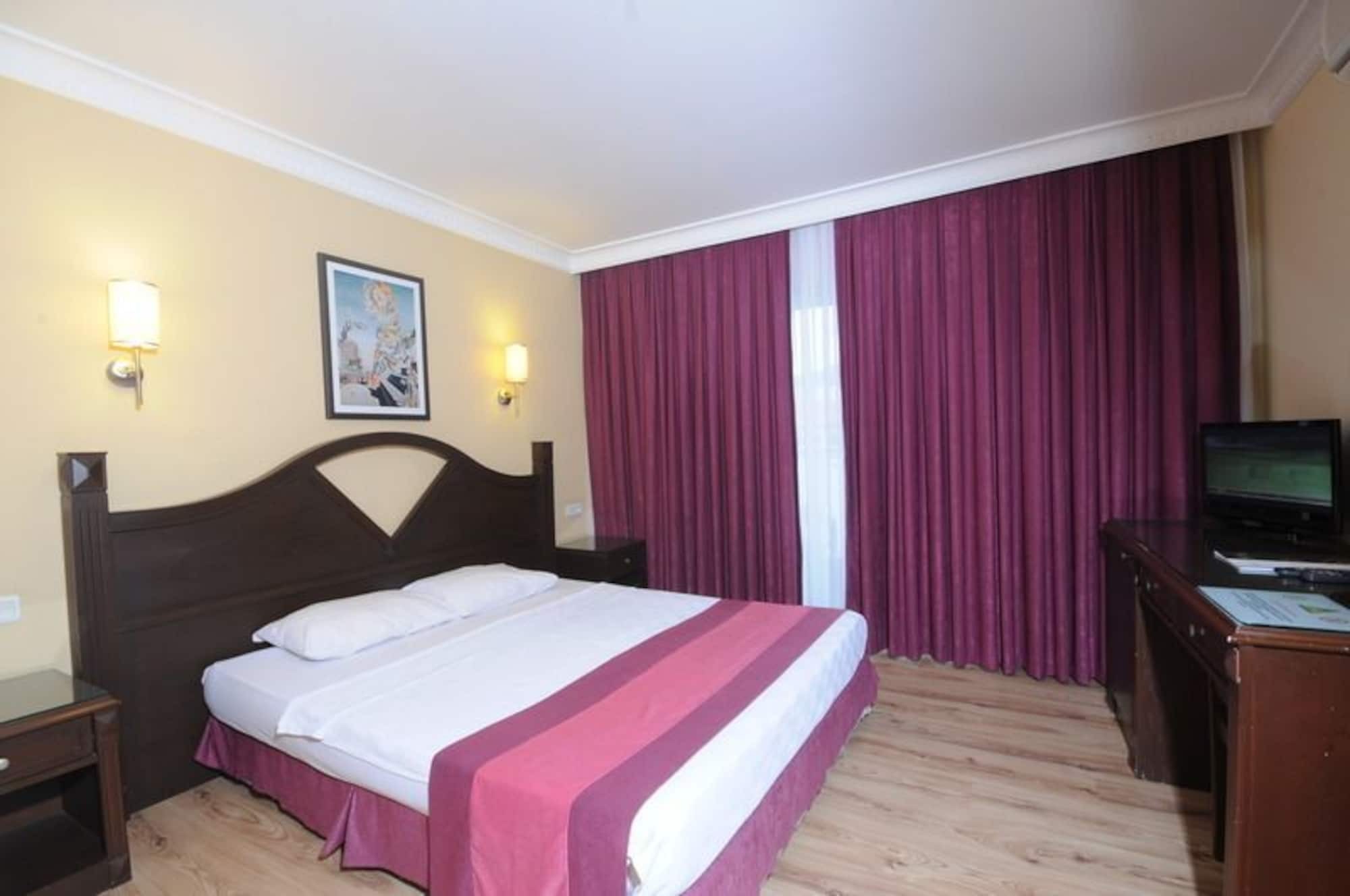 Hotel Voxx In Family Club à Marmaris Extérieur photo